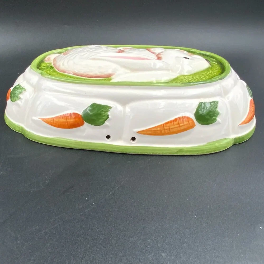 Gailstyn-Sutton Towle Hand Painted Rabbit & Carrots Ceramic Mold Wall Hanging